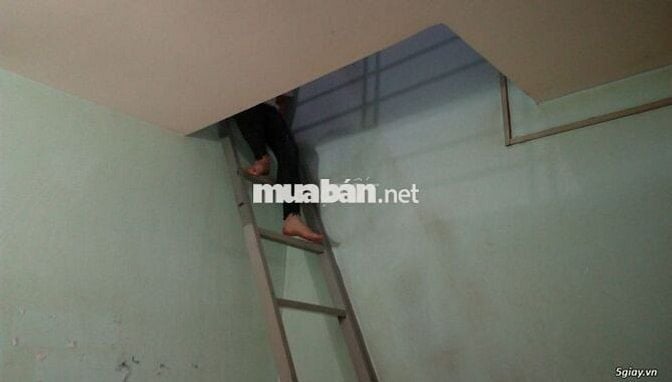 Phòng trọ gác suốt lối đi riêng 24m2