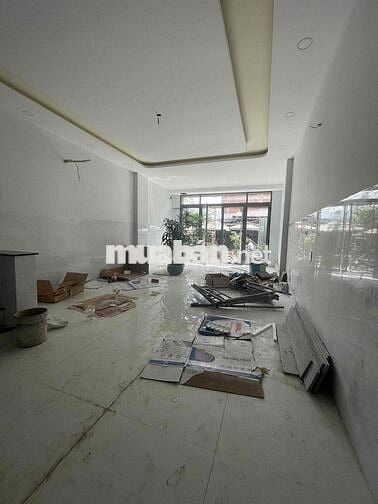 Nhà mới xây cho thuê (5m x 17m) có 3 phòng ngủ hướng đông hẻm 8m