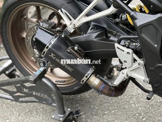 Bán Honda CB650R 2021