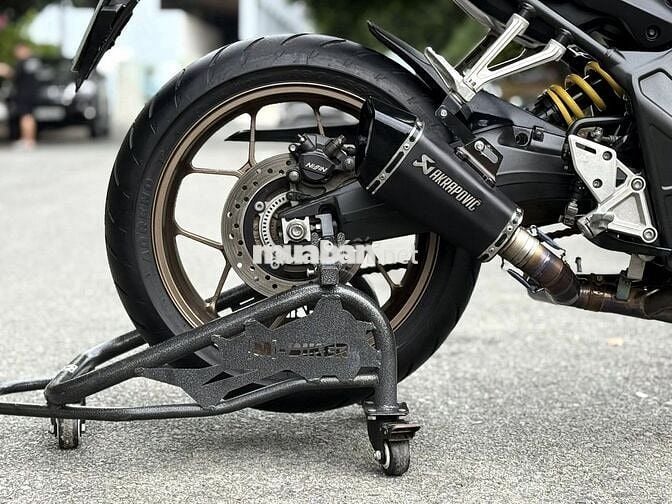 Bán Honda CB650R 2021