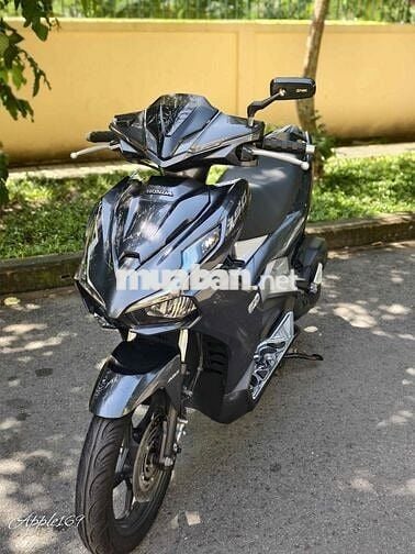 airblade 150 ABS bạc xám