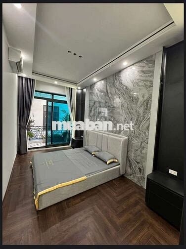 Tôi cần bán nhà NguyễnNgọc Nại ngõ ô tô, 6tầng thang máy full nộithất