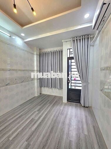 🔥🔥 BÁN NHÀ ĐẸP - HẼM TRƯỚC NHÀ 4M - GIÁP QUẬN 7 🔥🔥