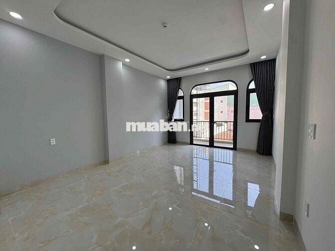 CĂN HỘ DỊCH VỤ BAN CÔNG RỘNG – FULL NỘI THẤT – MẶT TIỀN ĐƯỜNG 40m2