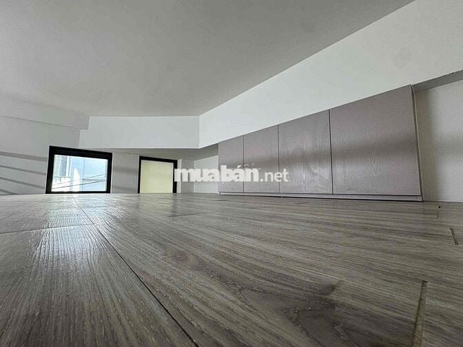 CĂN HỘ DỊCH VỤ BAN CÔNG RỘNG – FULL NỘI THẤT – MẶT TIỀN ĐƯỜNG 40m2