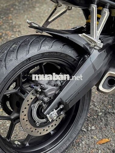 Honda CBR650R date 2019