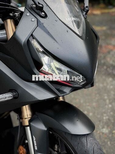 Honda CBR650R date 2019