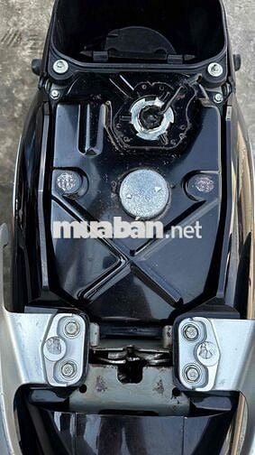 Future neo gt 2006 áo fi08 đen ( hỗ trợ góp )