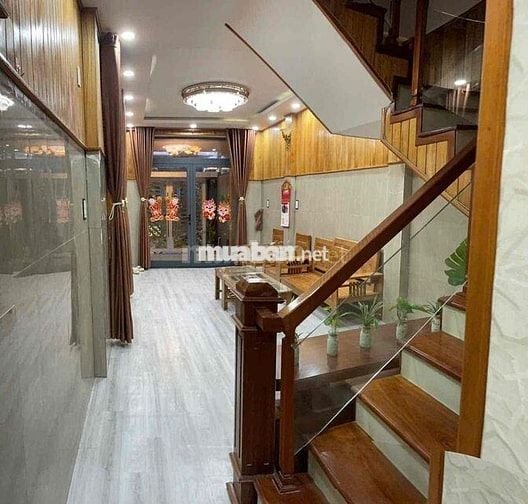 nhà 2 tầng Lô góc 2 mặt kiệt ô tô nhà xây kiên cố