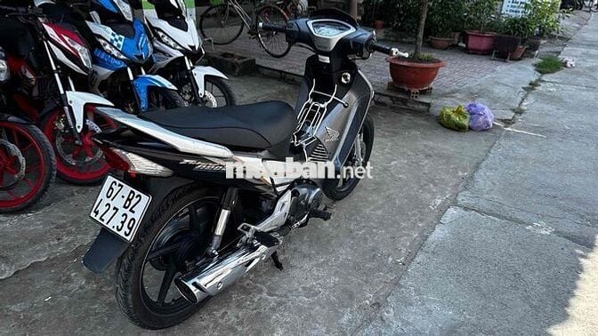 Future neo gt 2006 áo fi08 đen ( hỗ trợ góp )