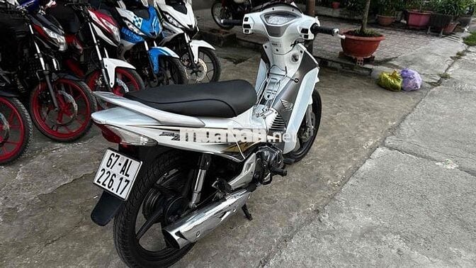 Future fi 2008 áo 2009 trắng ( hỗ trợ góp )