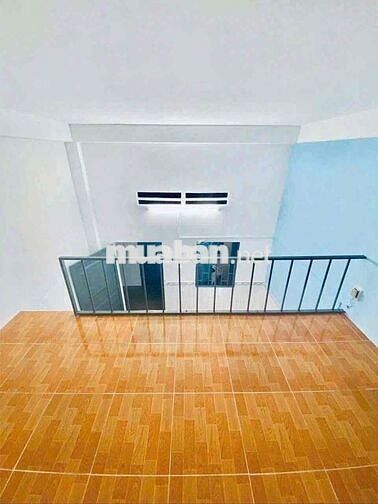 PHÒNG GẦN KHU ETOWN - NGAY CỘNG HOÀ