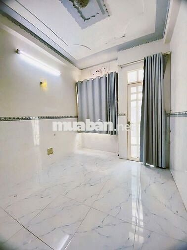 Bán Nhà Chính Chủ ,Mới 1  Lầu  Trung Tâm Phường Phú Thuận Nhỉnh 3T