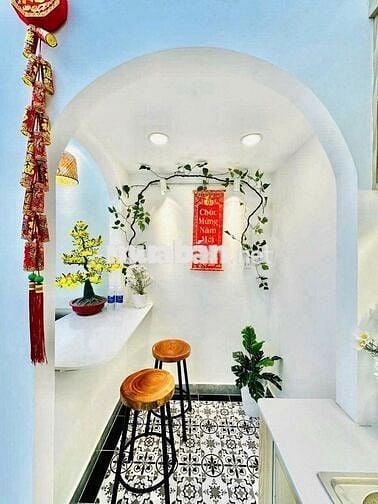 Nhà Tân Bình-Phong cách châu Âu chỉ 3 tỷ, 2 lầu. SHR Dt:15m2 K LG-QH !