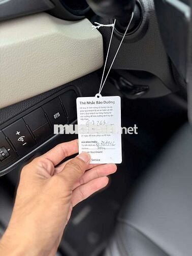 KIA RONDO 2017 2.0 GAT Trắng- 63000 km