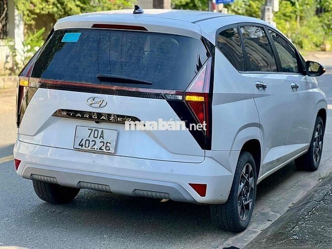 Hyundai Stargazer 2022 _ Bản Đặc biệt - Xe 7 chỗ