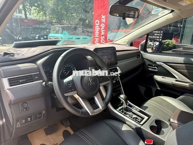 Mitsubishi Xpander Premium 2023 Trắng Odo 39.650km