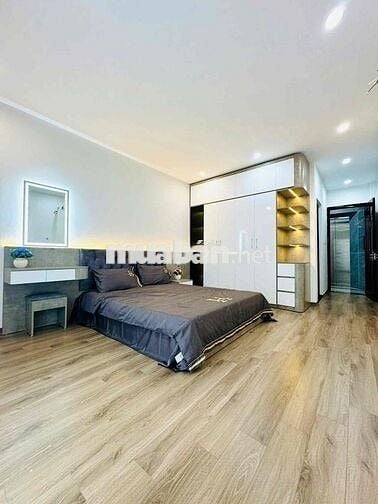 TRUNG TÂM ĐĂNG KIỂM 6 TẦNG THANG MÁY Ô TÔ VÀO NHÀ