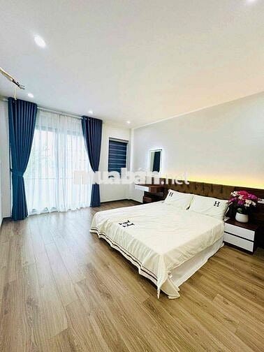 TRUNG TÂM ĐĂNG KIỂM 6 TẦNG THANG MÁY Ô TÔ VÀO NHÀ