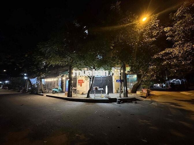 Sang Quán ăn sáng + nước + ăn vặt bình chánh