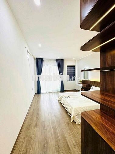 TRUNG TÂM ĐĂNG KIỂM 6 TẦNG THANG MÁY Ô TÔ VÀO NHÀ