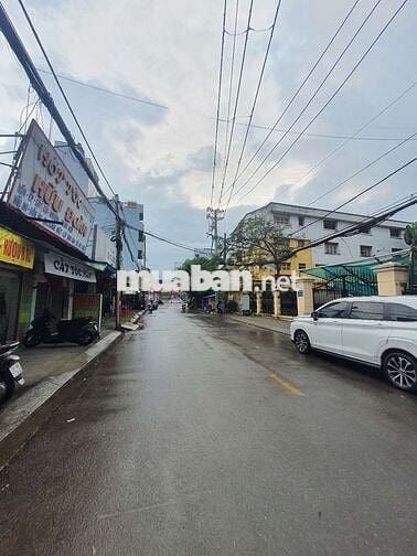 Nhà 3pn 3wc ngay DQH hẻm 1/  3m cách MT 20m, thích hợp gia đình ở