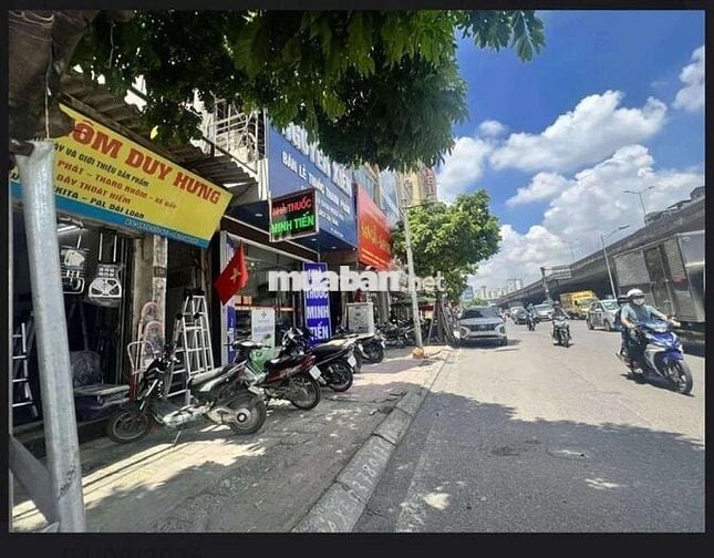 Tôi cần bán nhà mặt phố Khuất Duy Tiến 7tầng thang máy full nội thất