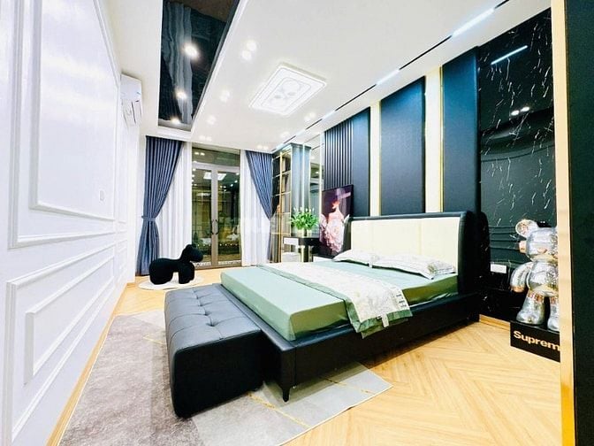 Nhà Đẹp Thang Máy, Trần Duy Hưng, Cầu Giấy 44m, 6 tầng, giá 17.8 tỷ