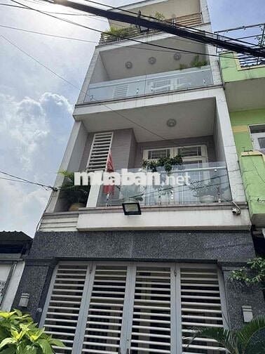 Nhà cho thuê full nội thất 4 phòng ngủ 3 tầng hẻm trước nhà 5m