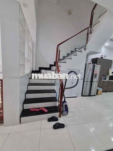 bán nhà hẻm xe hơi thông,70m2 xây 3 tầng chỉ 6.5 tỷ,Lê Đức Thọ,Gò Vấp