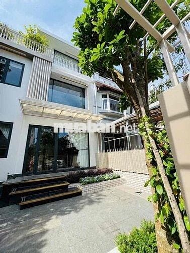 CHO THUÊ BIỆT THỰ MỸ THÁI, PMH, Q7 TRỆT 2 LẦU, 4PN, FULL NT 55 TRIỆU.