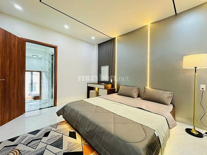 Nhà đẹp Đào Duy Anh, Phú Nhuận 64m² – 6PN 4WC  – giá 2 tỷ 550, SHR