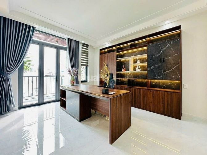 Nhà đẹp Đào Duy Anh, Phú Nhuận 64m² – 6PN 4WC  – giá 2 tỷ 550, SHR