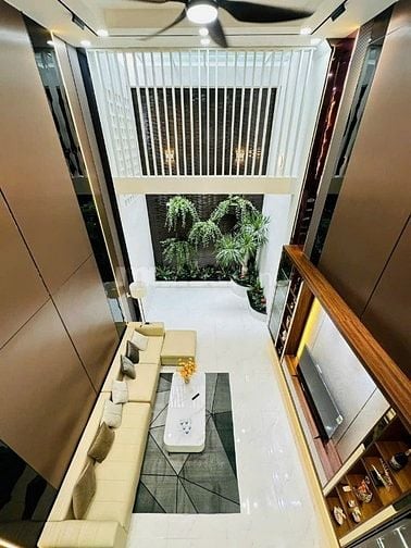 Nhà đẹp Đào Duy Anh, Phú Nhuận 64m² – 6PN 4WC  – giá 2 tỷ 550, SHR