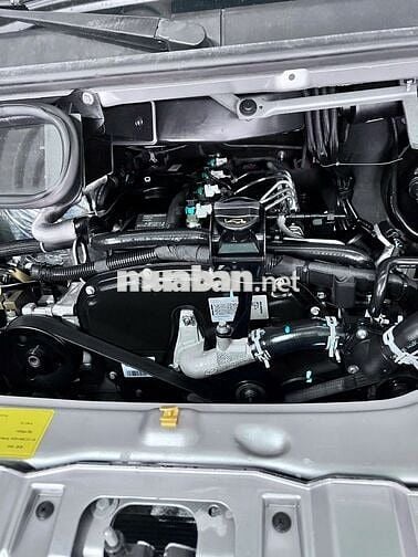 Ford Transit 2019 Luxury chỉ ĐRNV, xe rất mới