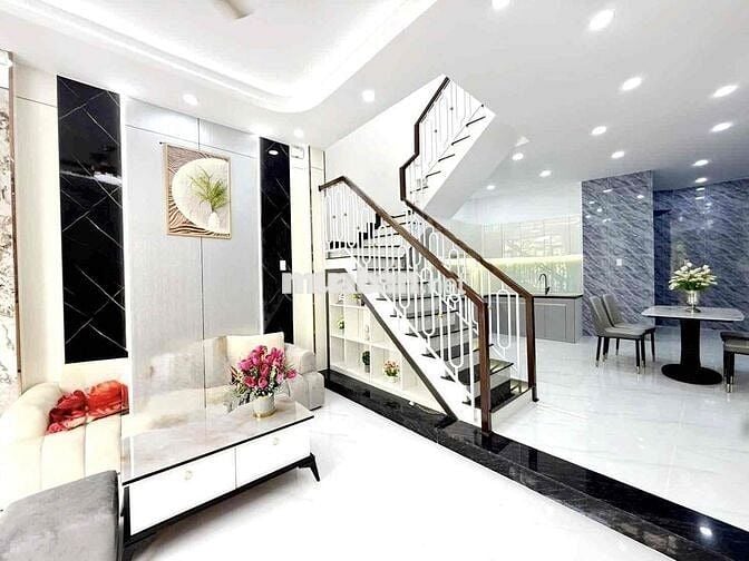 🎉LÊN SÓNG SIÊU PHẨM HXH NGAY TRUNG TÂM QUANG TRUNG P10.