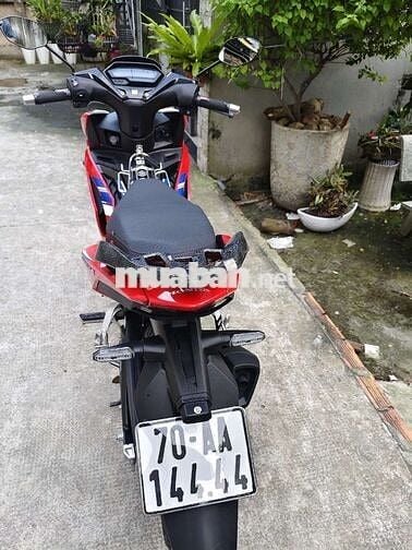 Winner 4444 bản trường đua