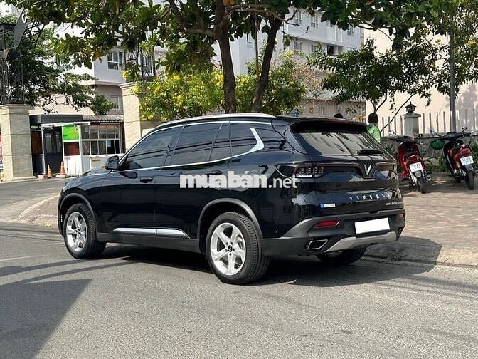 VinFast Lux SA2.0 Plus 2022 - 55,000 km siêu đẹp.