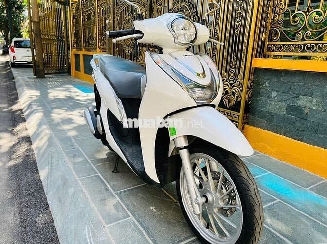 Honda SH Mode Trắng Đã sử dụng