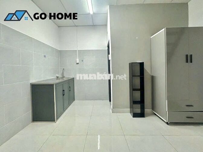 Phòng này như nhà riêng nha, gác cao 2m đứng vô tư, có máy lạnh