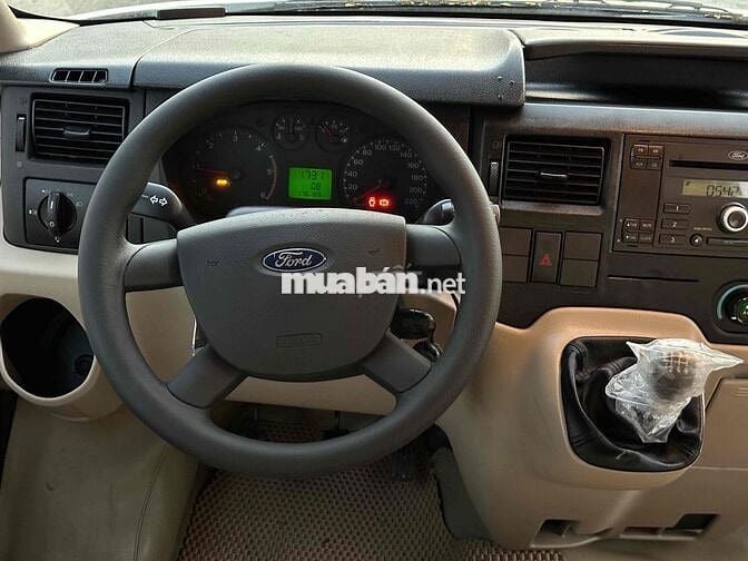 Ford Transit 2016 Cty không kinh doanh Zin rất đẹp
