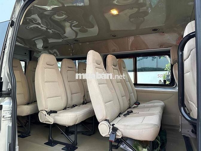 Ford Transit 2016 Cty không kinh doanh Zin rất đẹp