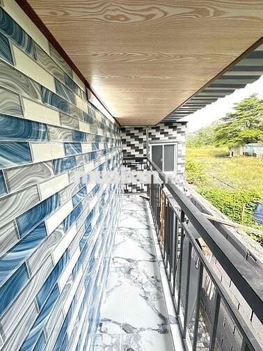 Gởi phí 3%..Mình chính chủ bán nhà đẹp ở ngay,xe hơi ngay nhà,an ninh.