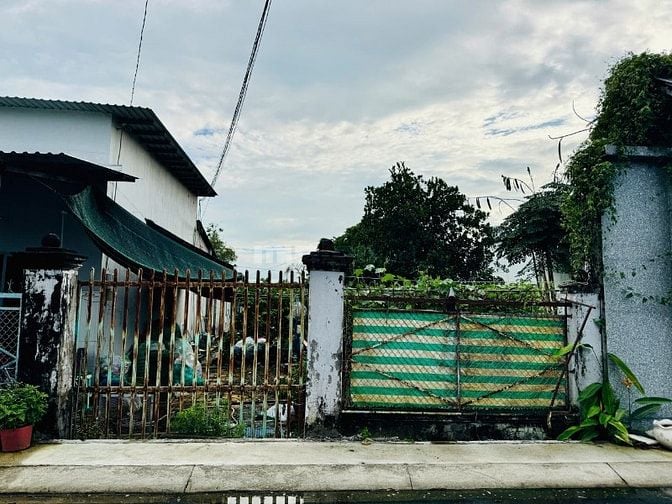 CHỊ CHỦ NGỘP CẦN TIỀN BÁN GẤP LÔ ĐẤT MT NGUYỄN PHONG SẮC THỊ TRẤN