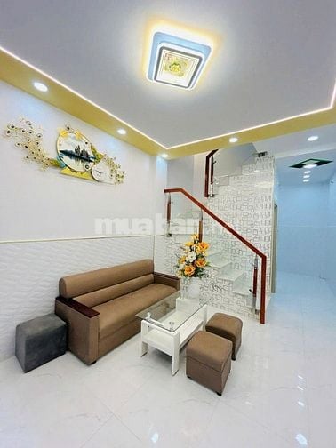Bán nhà 2 Tầng, 27m2, hẻm 4m, 2PN 2WC, 3.x Tỷ, Lê Văn Quới, Bình Tân L