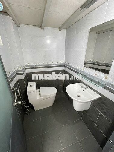 Cho thuê phòng cửa sổ trời thoáng, full nội thất gần chợ Thạch Đà