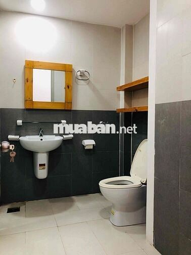 Phòng 25m2 full nội thất Cô Giang, Q1