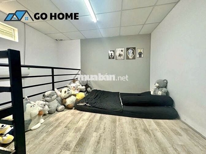 Phòng này như nhà riêng nha, gác cao 2m đứng vô tư, có máy lạnh