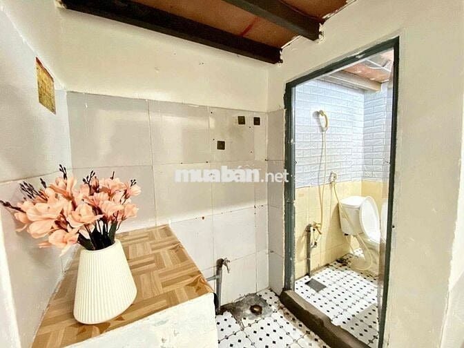 PHÒNG TRỌ GIÁ RẺ FREE XE TẠI ĐƯỜNG NGUYỄN TƯ GIẢN