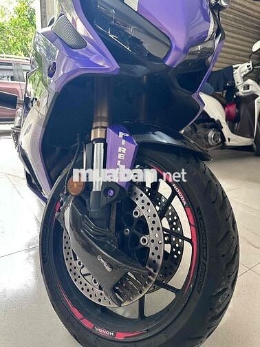 honda cbr650rr full option cần sang lại cho ae